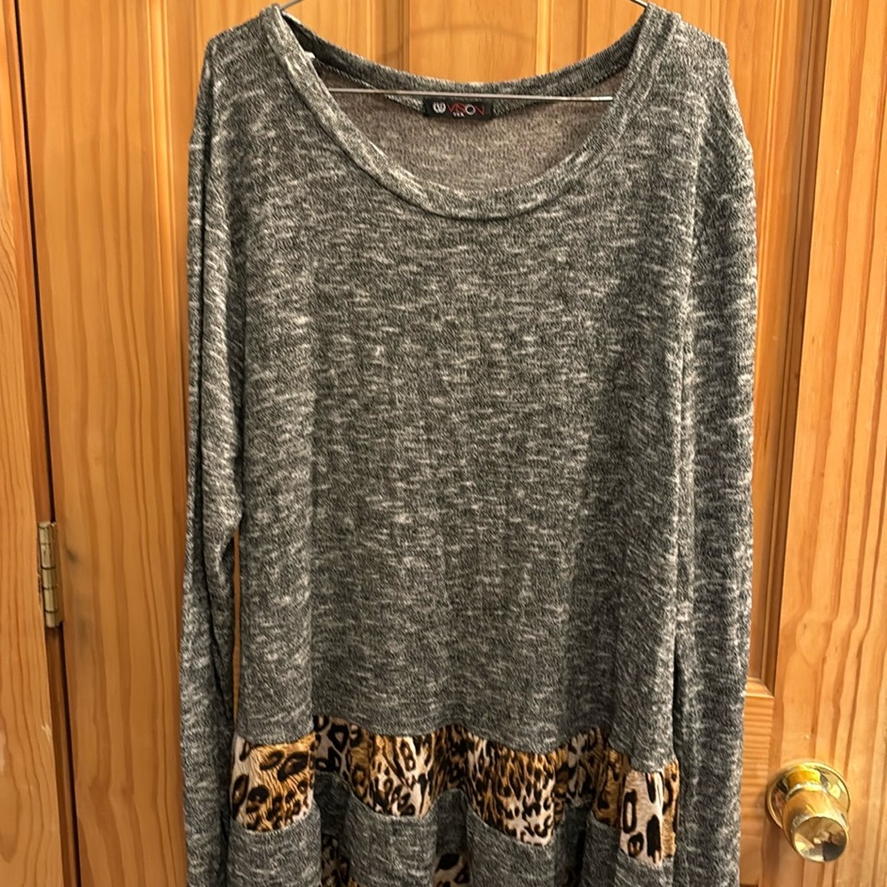 Vision U.S.A Women's Long Sleeve Top